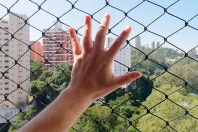 Telas e grades: qual a melhor solução para o seu lar?